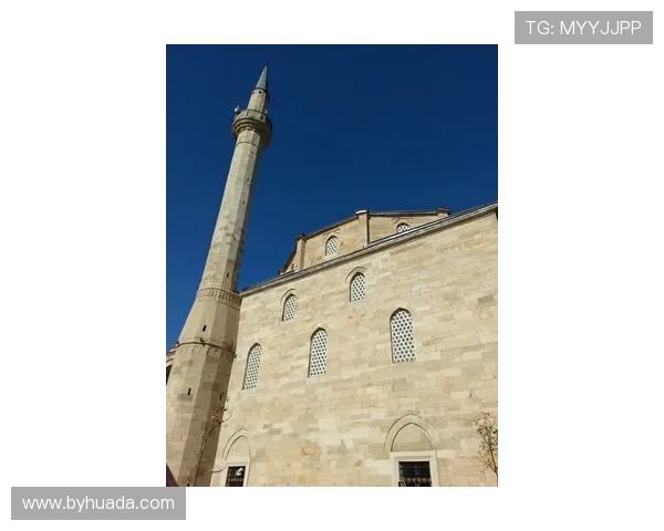 波黑居民出租阳台观战吸引热议 波黑居民出租阳台观战吸引热议